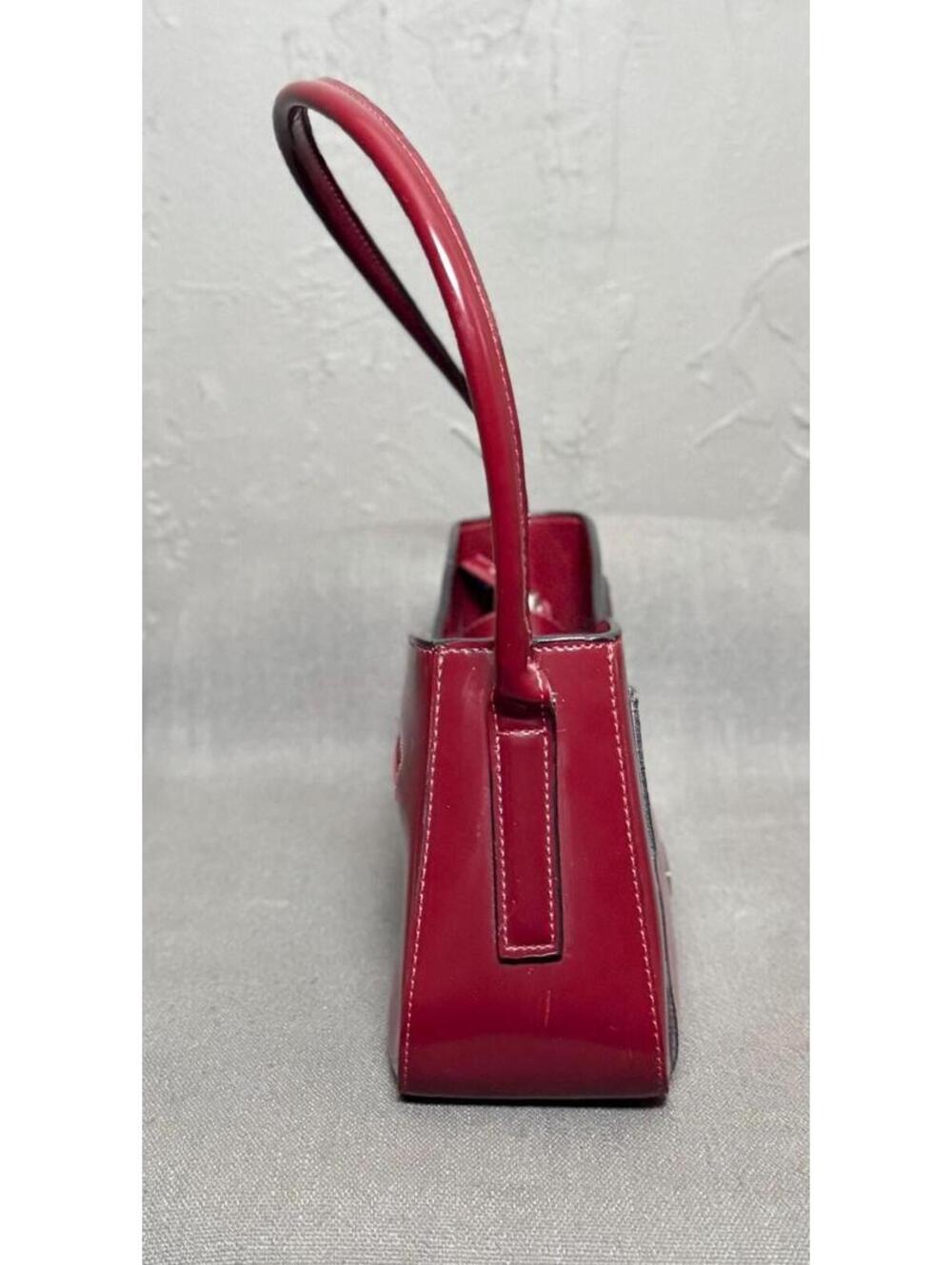 Y2K Burgundy Sleek Shoulder Bag with Silver Hardware from GUESS 90's Minimalist - Picture 3 of 10